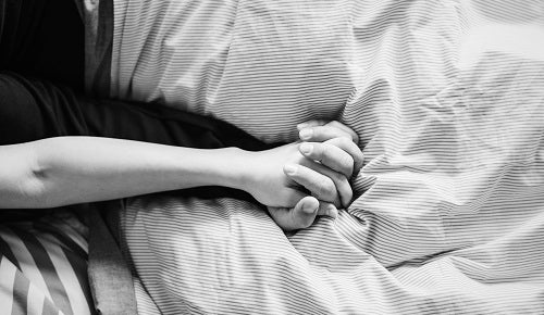 ¿Cómo se aborda la salud sexual en la menopausia?